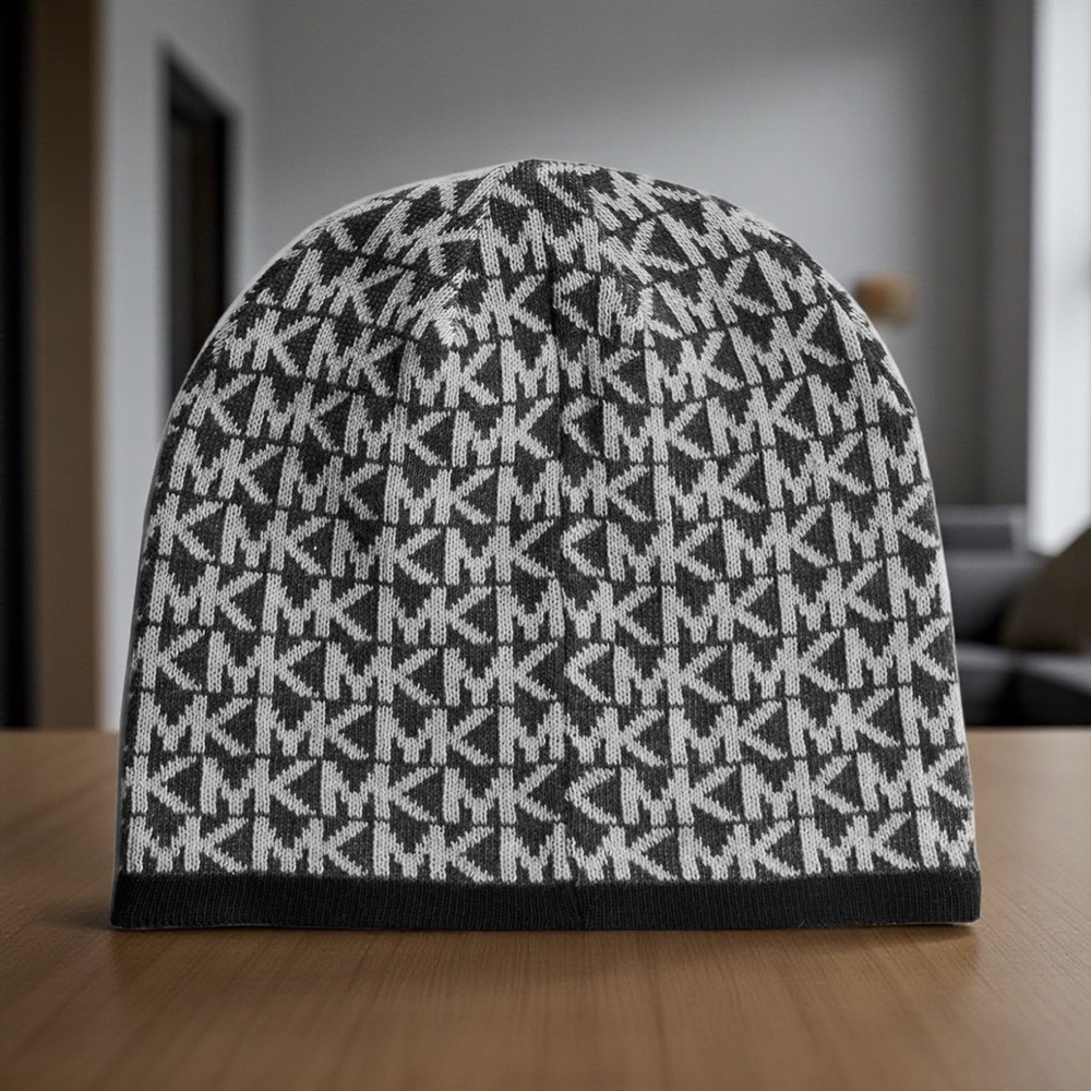 Michael Kors, Logo Knit Beanie, Black & Grey